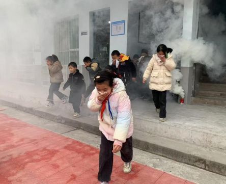 以演为战 防范未“燃” ——巴州区水宁寺