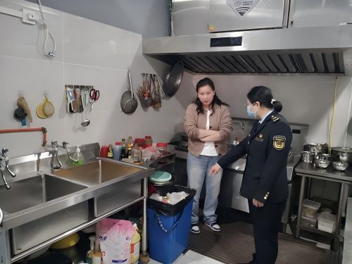 内江市中区市场监管局开展校外托管机构食品