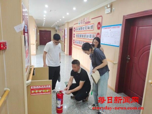 开江县民政局联合开展养老服务机构安全生产