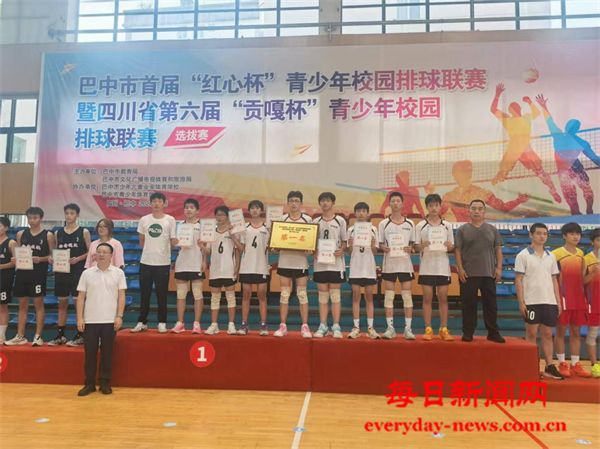 青春点燃赛场，热血铸就双冠——平昌中学实